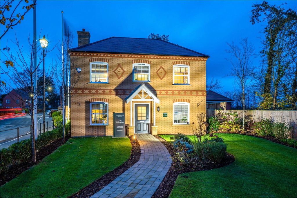 Property photo 1 of 12 Houghton Grange
