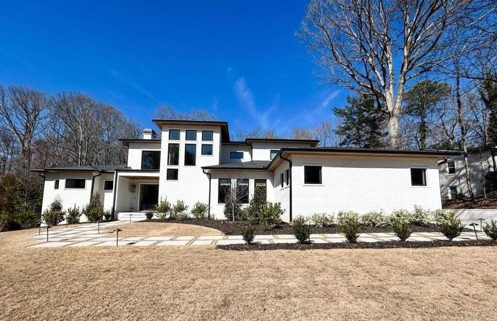 Property photo 1 of 26