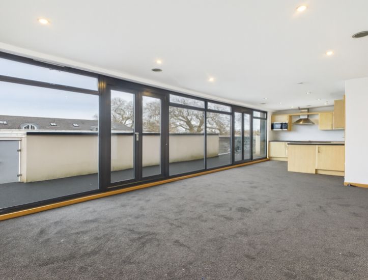 Property photo 1 of 7 Living Room