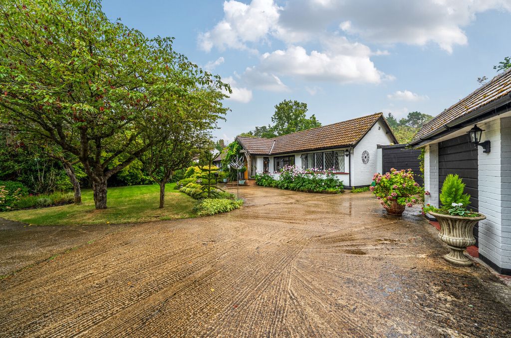 Property photo 2 of 40 4-6A97F730c645B-1...