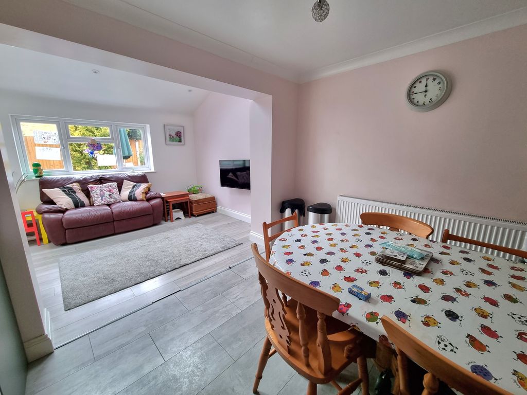 Property photo 2 of 19 Dining Room