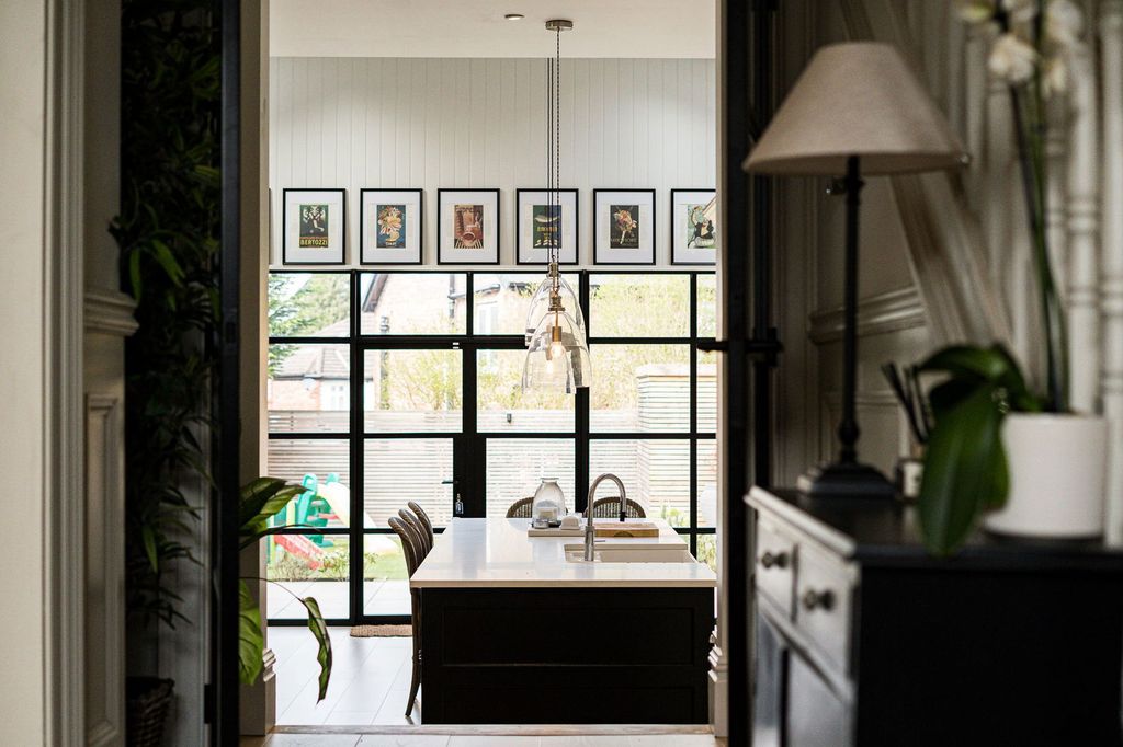 Property photo 3 of 28