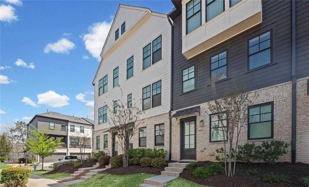 Property photo 1 of 31