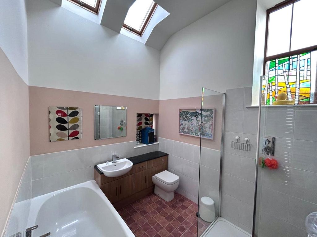 Additional image 12 of 3 bed bungalow for saleHemble Hill Farm, Middlesbrough Road, Guisborough, North Yorkshire TS14