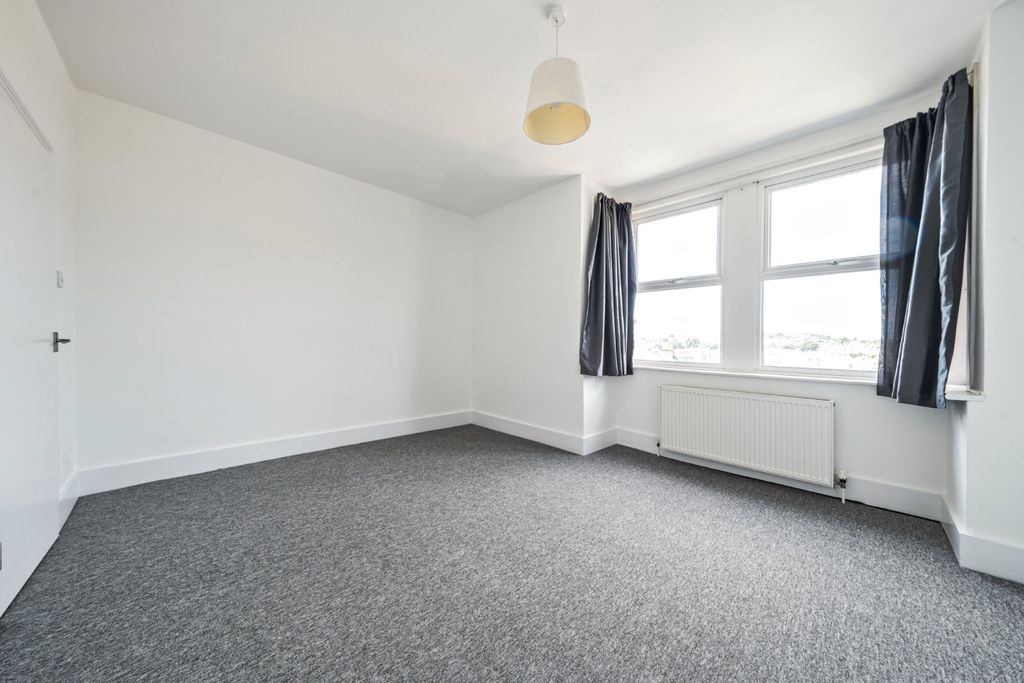 Property photo 2 of 10 Picture No. 20