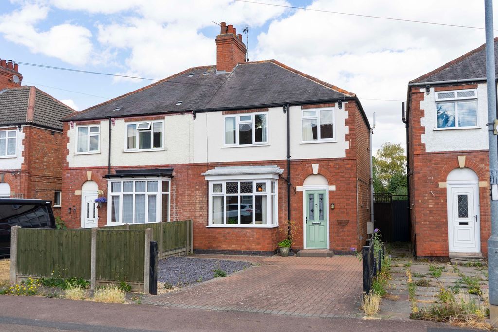 Property photo 1 of 24