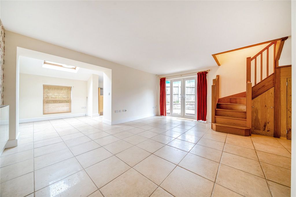 Property photo 2 of 21 Picture No. 03