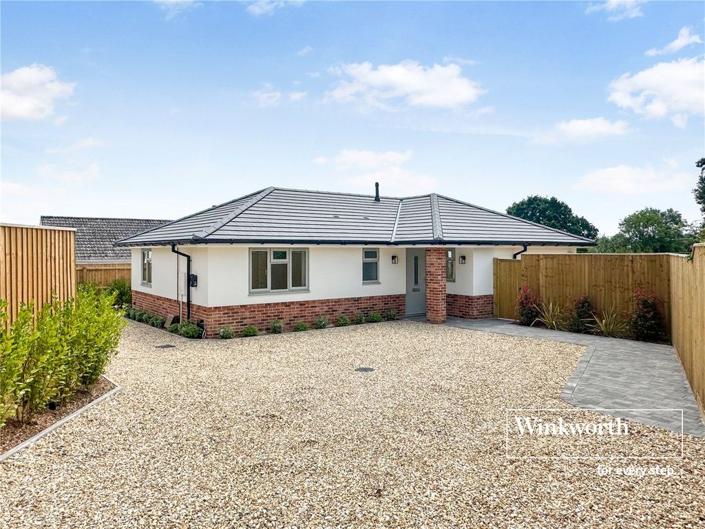 Property photo 1 of 18 Picture No. 12