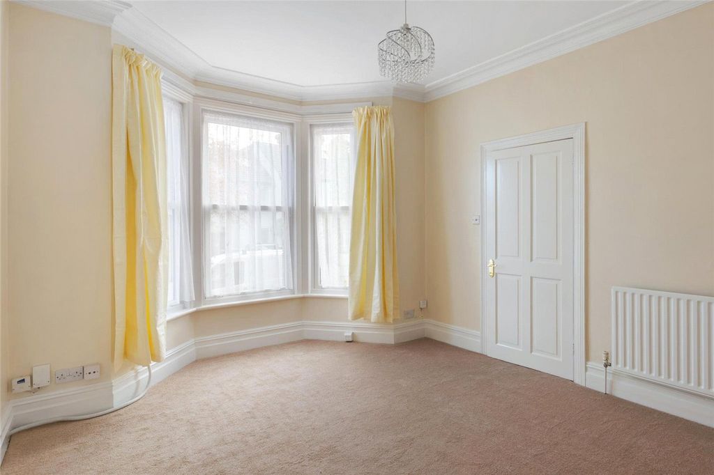 Property photo 3 of 15 Picture No. 03