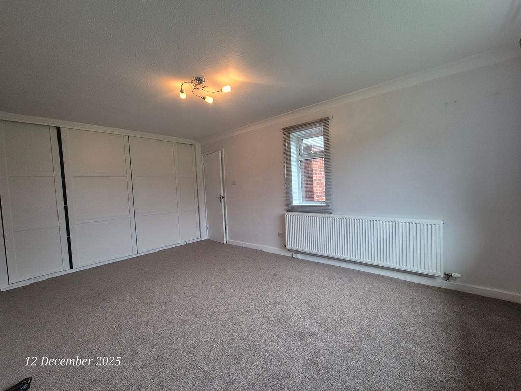 Property photo 3 of 28