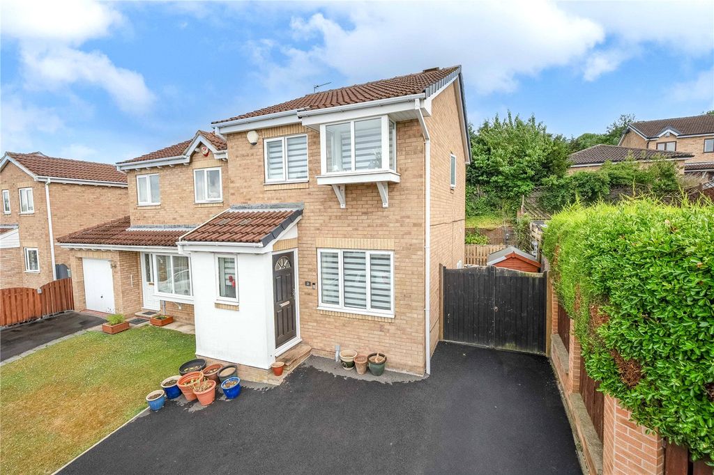 Property photo 1 of 16 Picture No. 11