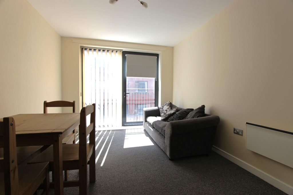 Property photo 3 of 7 Tc25 Lounge.Jpg