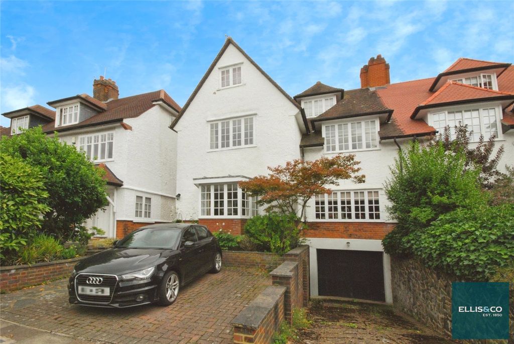 Property photo 1 of 17 Picture No. 26