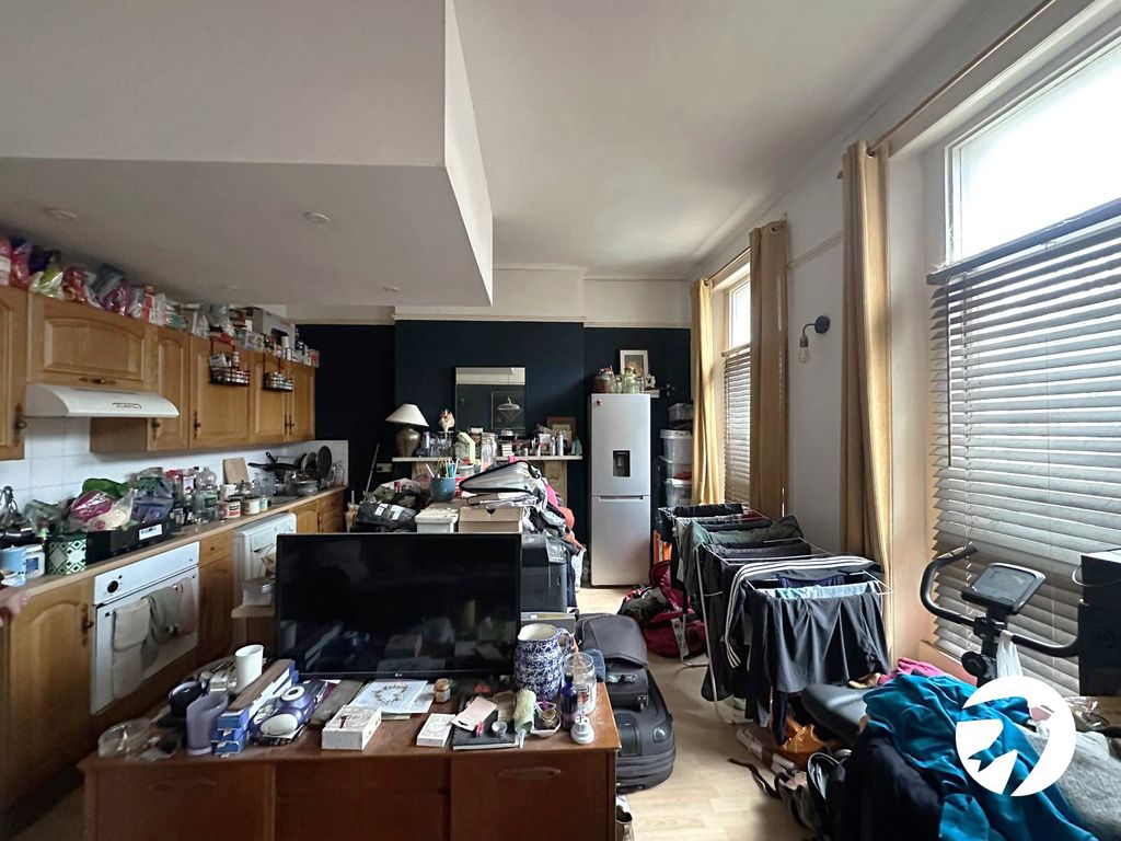 Property photo 2 of 6 Picture 2