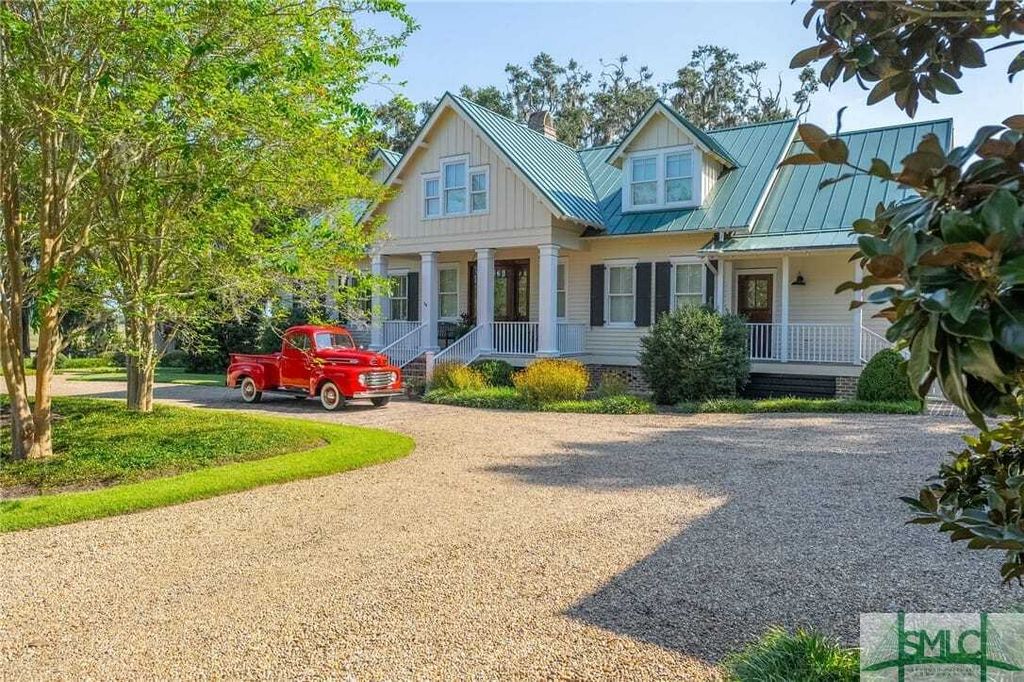 Property photo 1 of 31