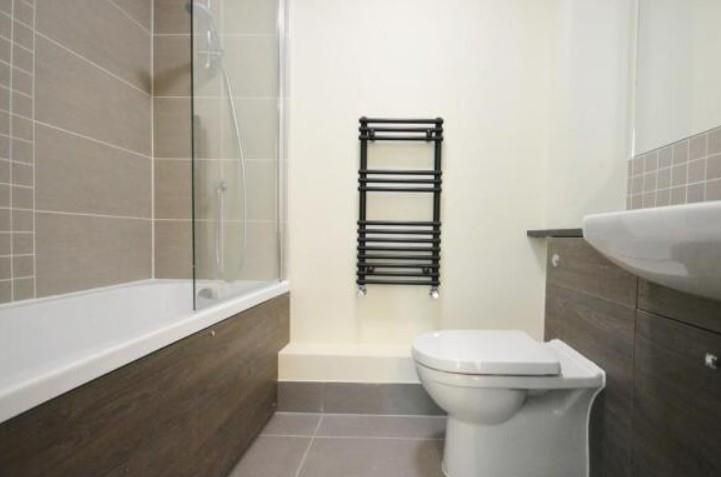 Property photo 3 of 8 Bathroom.Jpg