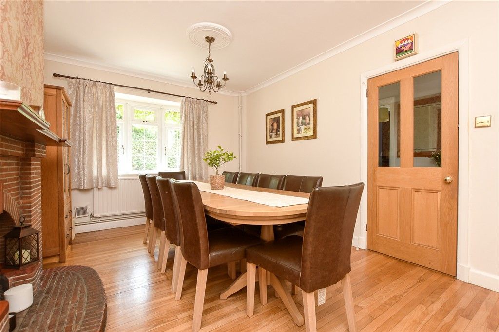 Property photo 1 of 20 Dining Room