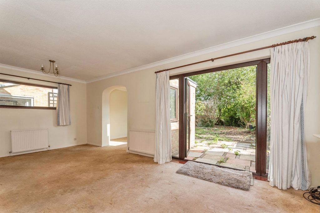 Property photo 2 of 15