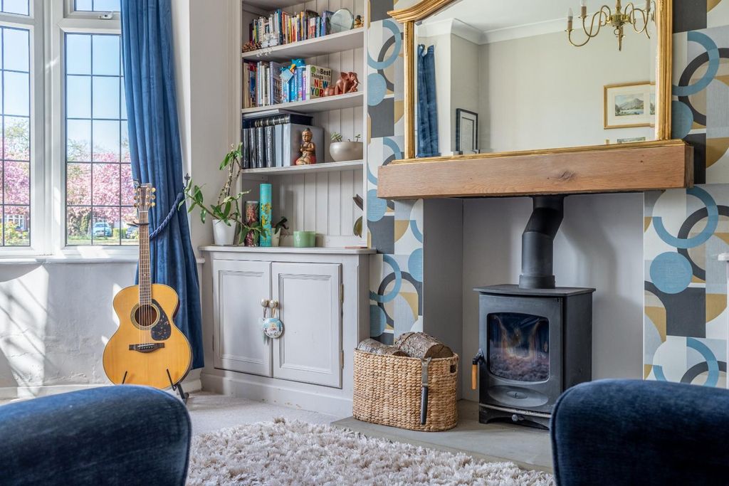 Property photo 3 of 22 Living Room