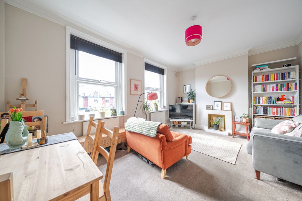 Property photo 1 of 9 1459378-13-6A04A7...