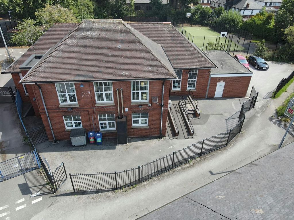 Property photo 1 of 14 2.Jpg