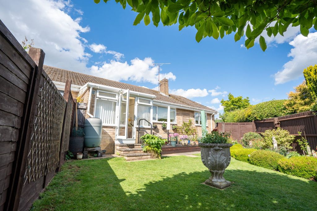 Property photo 2 of 48