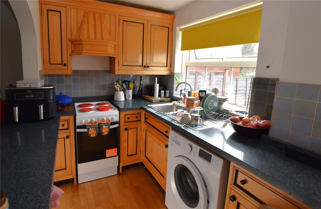 Property photo 3 of 8 Picture No. 05