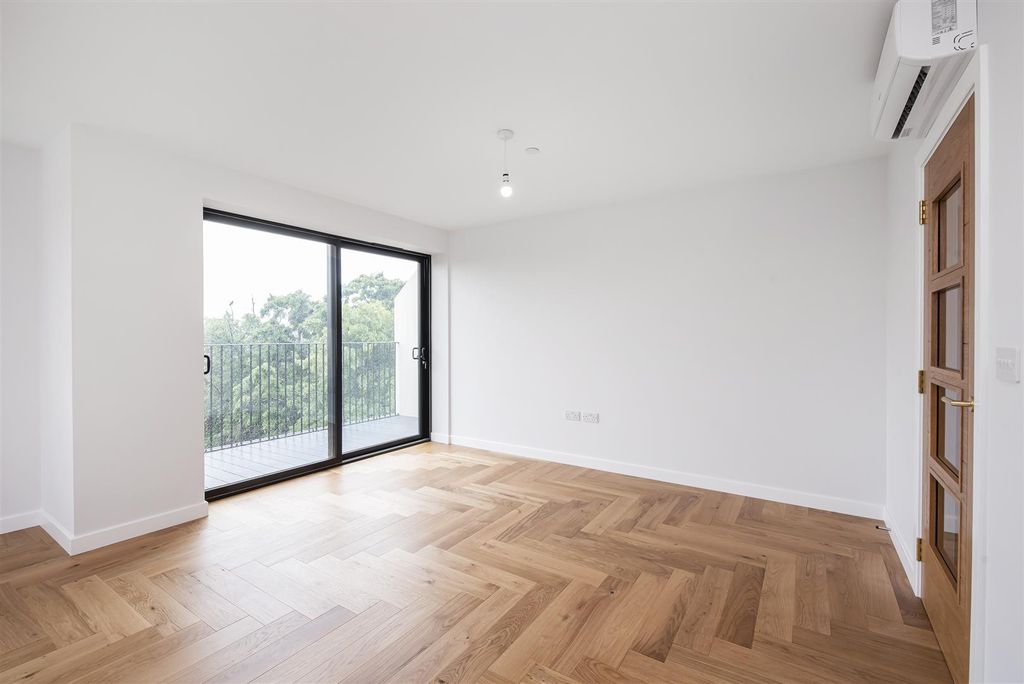 Property photo 2 of 15 Helliwell &amp; Co