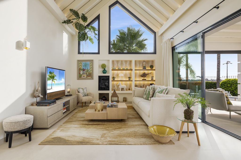 Property photo 3 of 48 Image