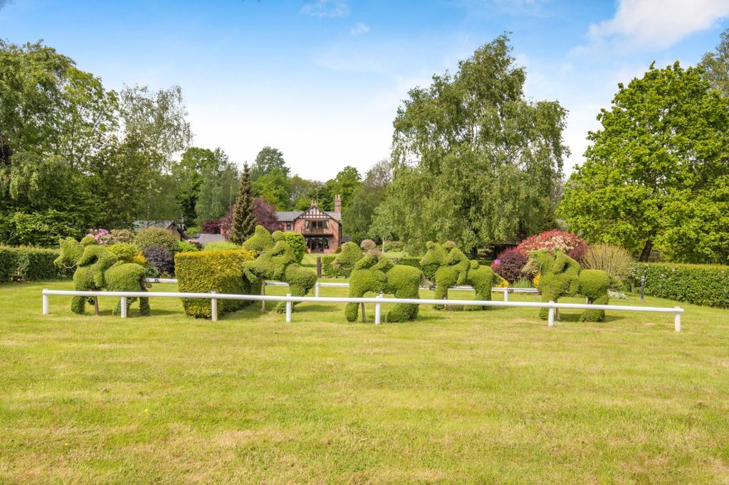 Additional image 21 of 7 bed equestrian for salePark Lane, Higher Walton, Warrington, Cheshire WA4