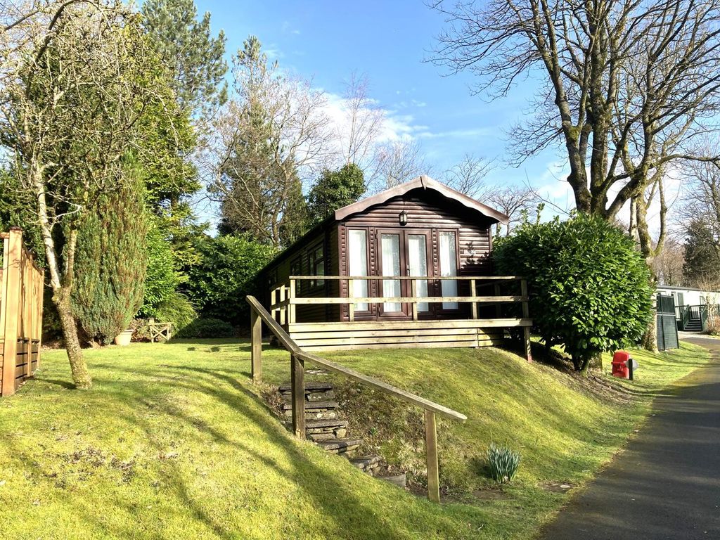 Property photo 1 of 16 Main Photo