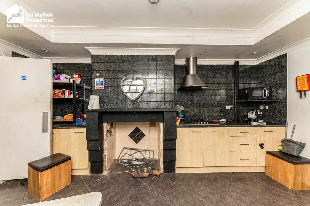 Property photo 1 of 11 Image 1