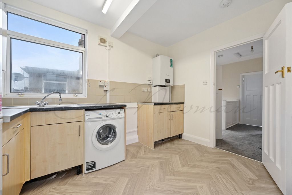 Property photo 3 of 9 Jpg