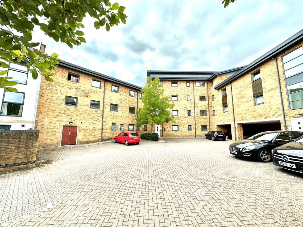 Property photo 1 of 9 Picture No. 05