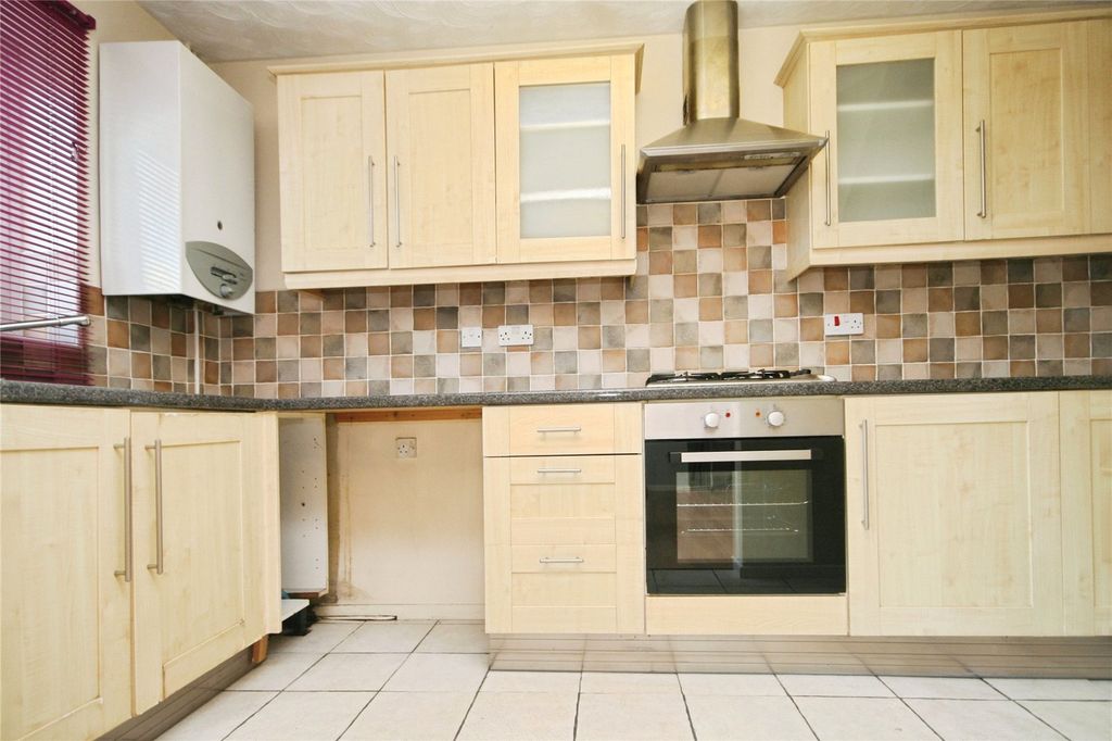Property photo 3 of 7 Picture No. 18