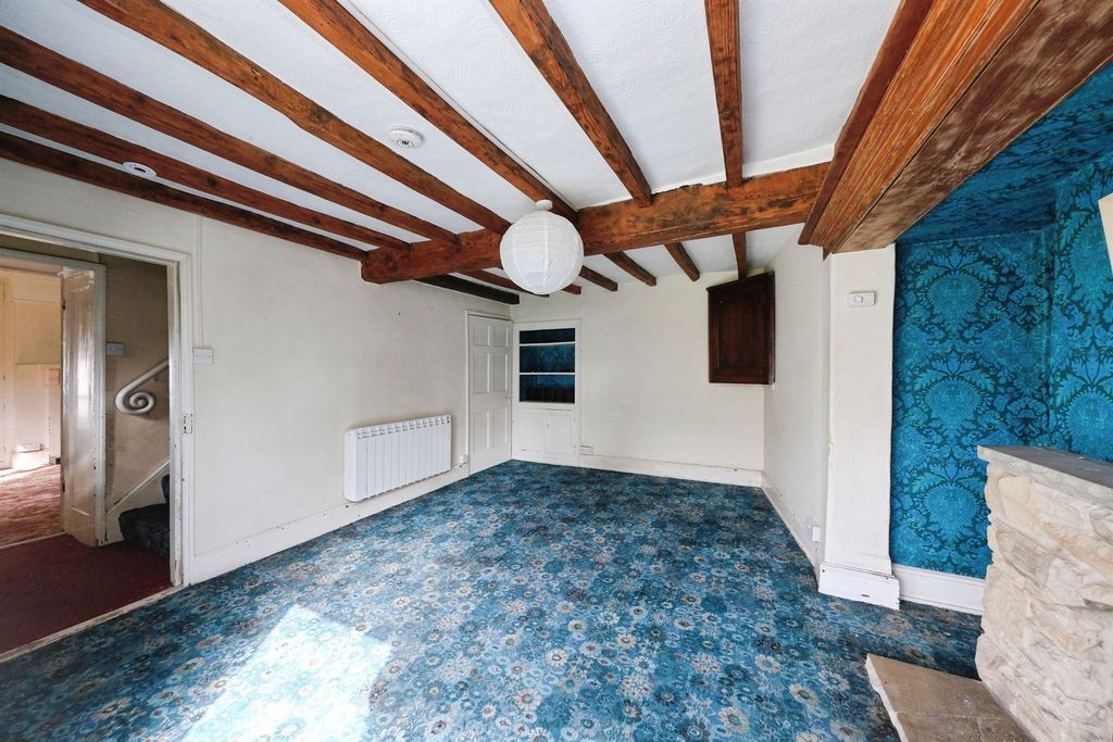 Property photo 3 of 20