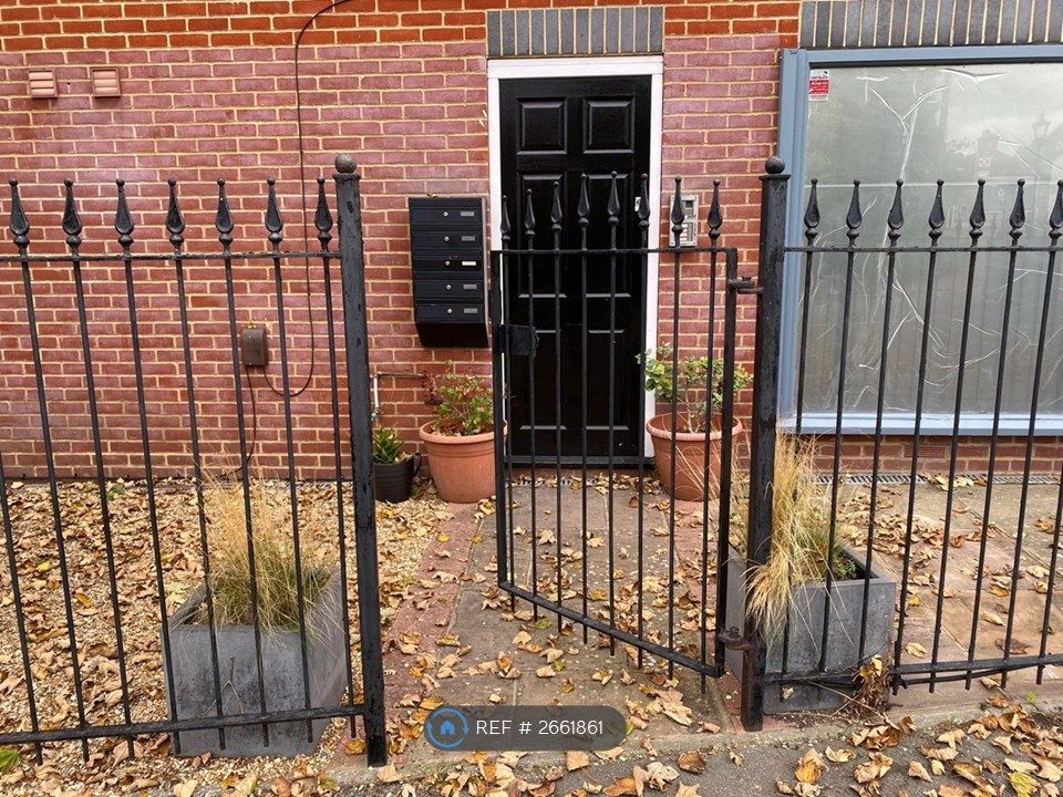 Property photo 1 of 5