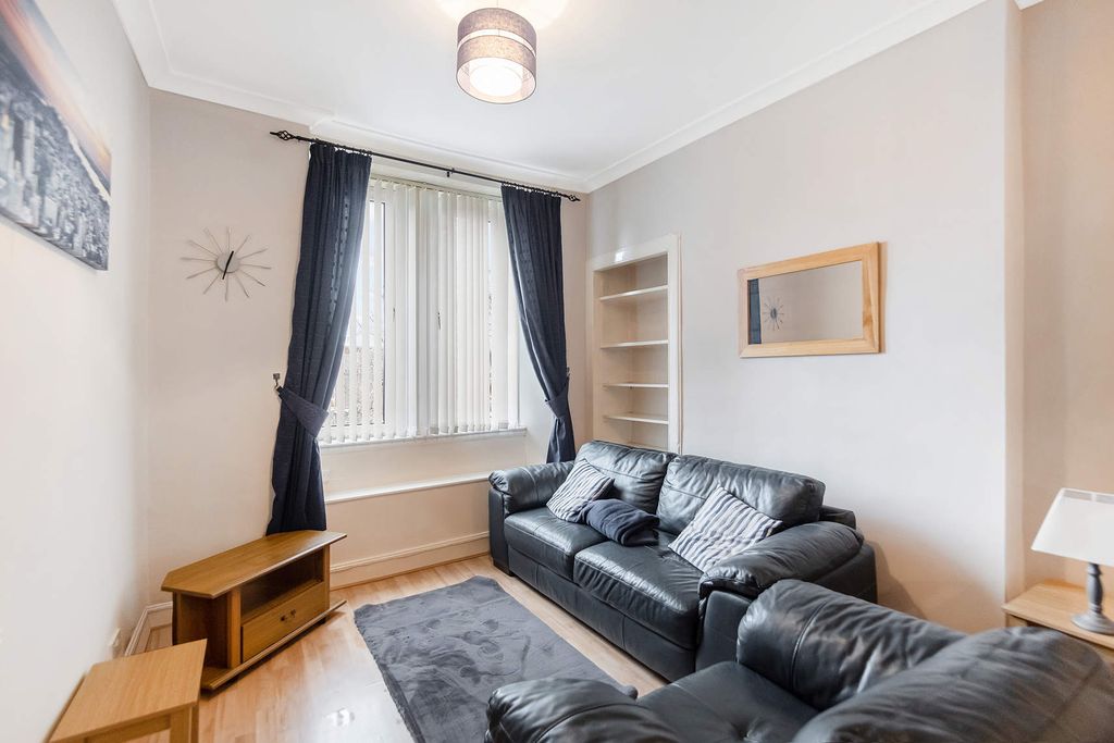 Property photo 2 of 12 02