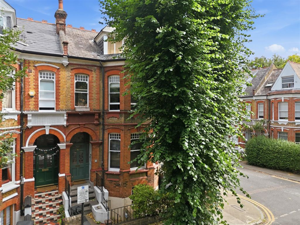 Property photo 1 of 19 1