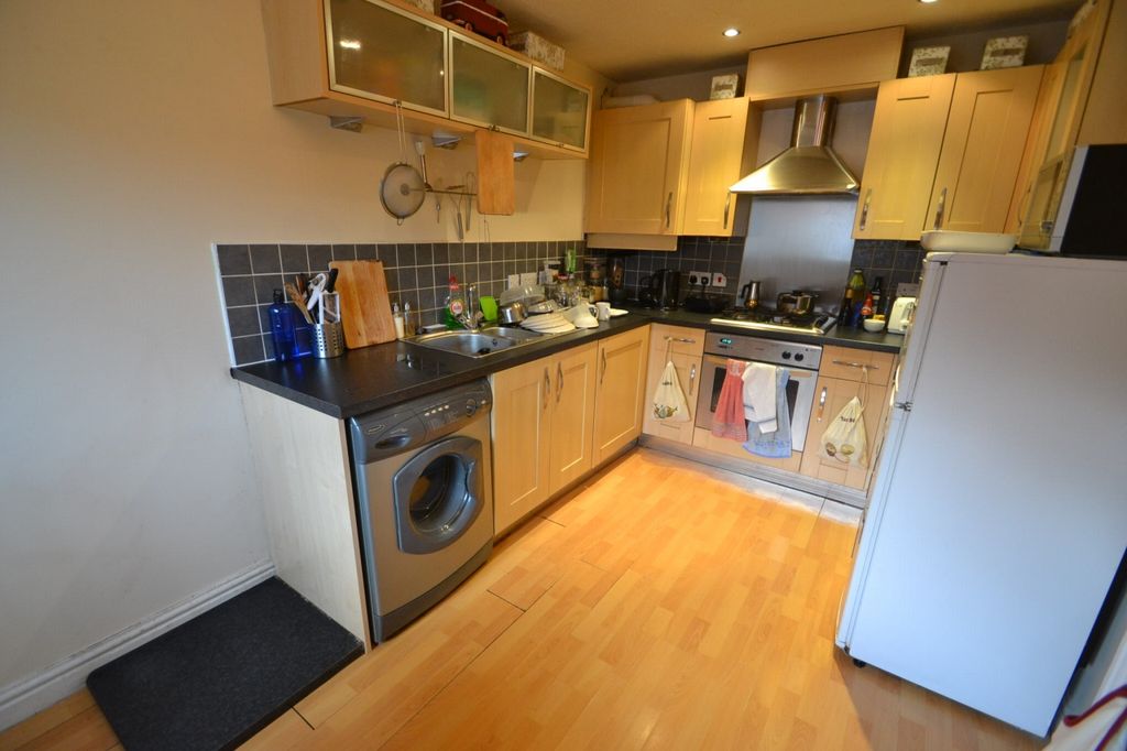 Property photo 3 of 10 Gallery