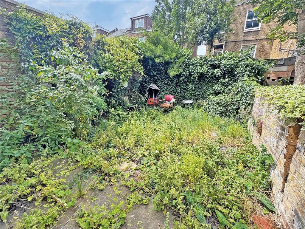 Property photo 2 of 5