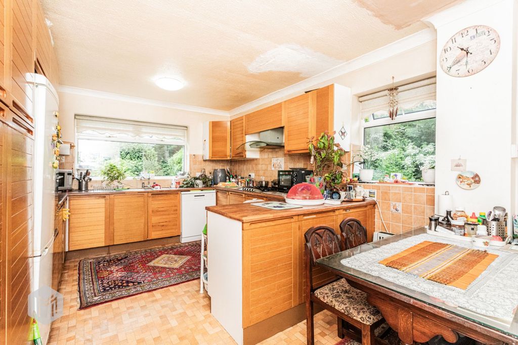 Property photo 3 of 25 Picture No. 05