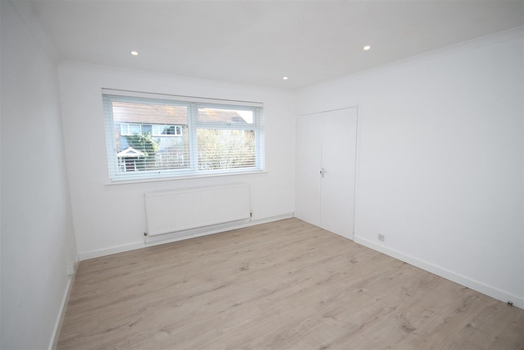 Additional image 4 of 2 bed maisonette for saleRussell Court, Leatherhead KT22