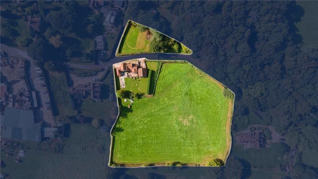 Property photo 3 of 9