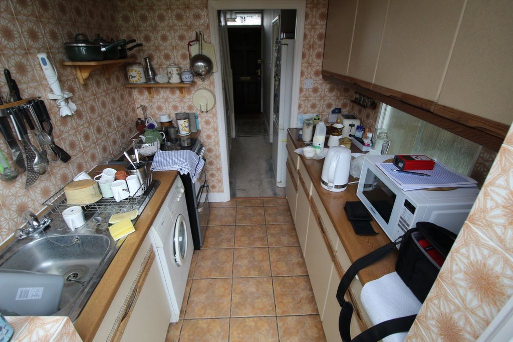 Property photo 3 of 6