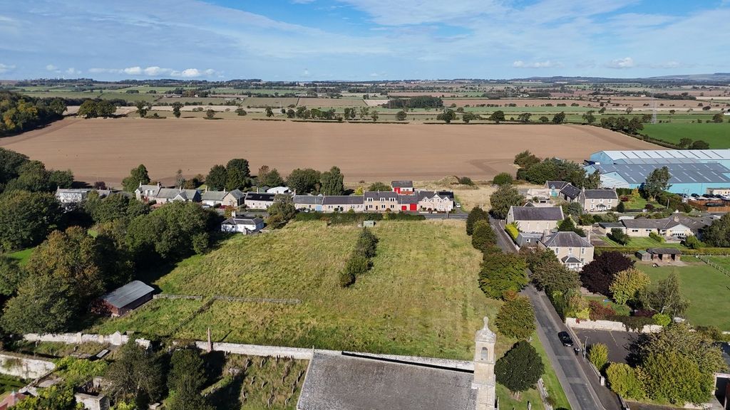 Property photo 2 of 10