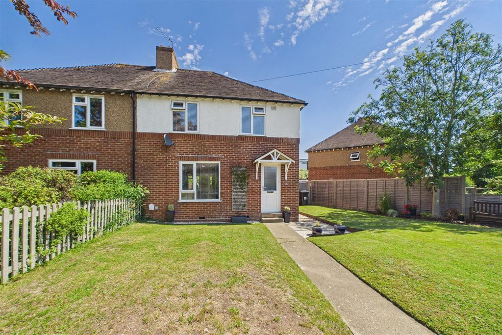 Property photo 2 of 17 Cam01894G0-Pr0312-Still036.Jpg