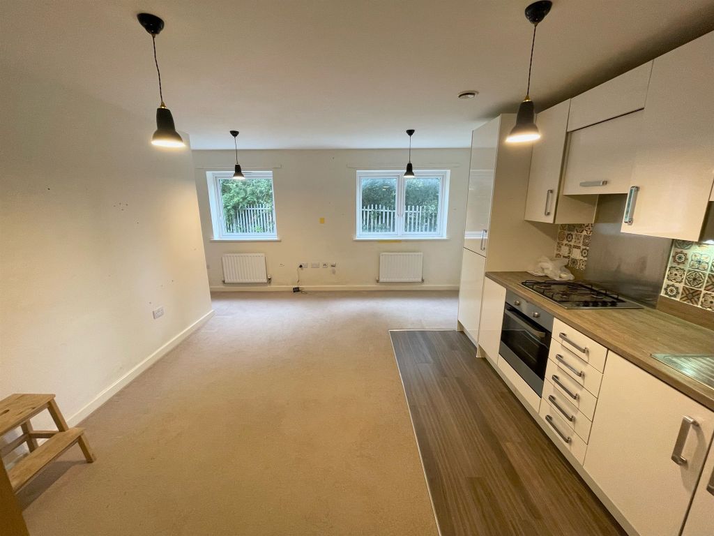 Property photo 3 of 9