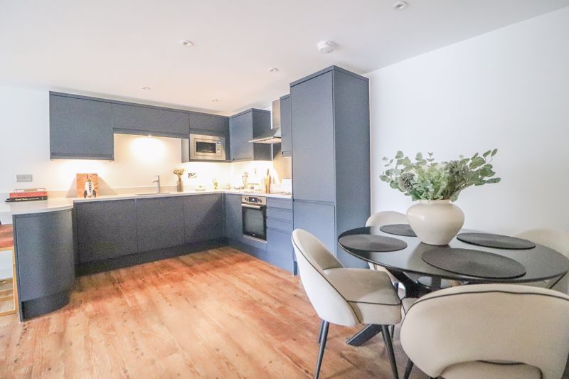 Additional image 7 of 2 bed flat for saleForest View, London Road, Benfleet SS7