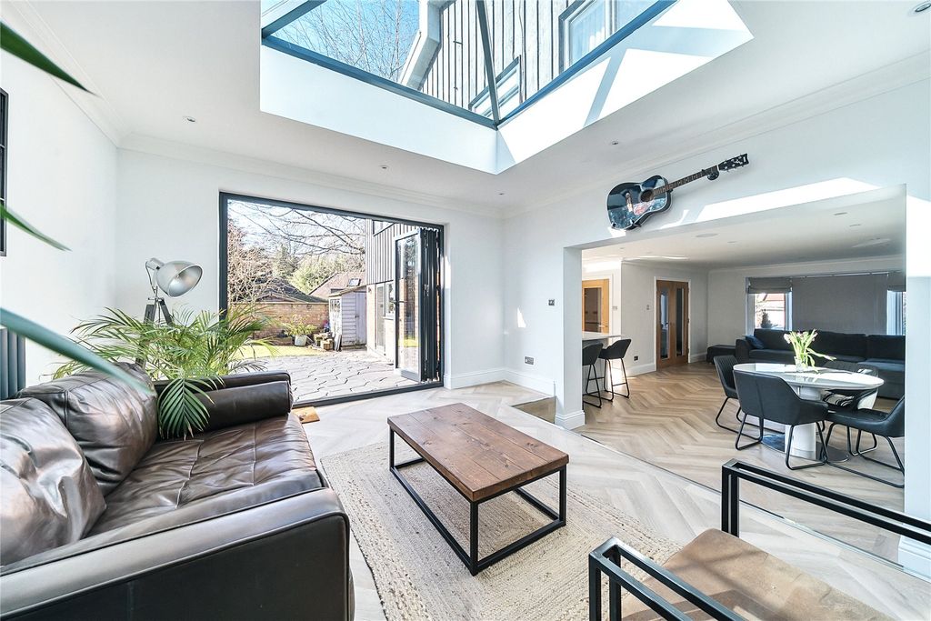 Property photo 1 of 40 Picture No. 36